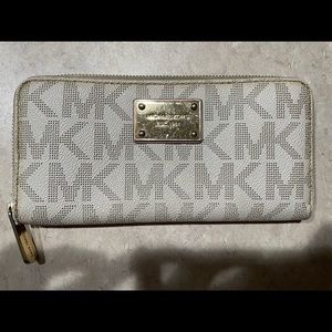 Michael Kors Zip Logo Wallet